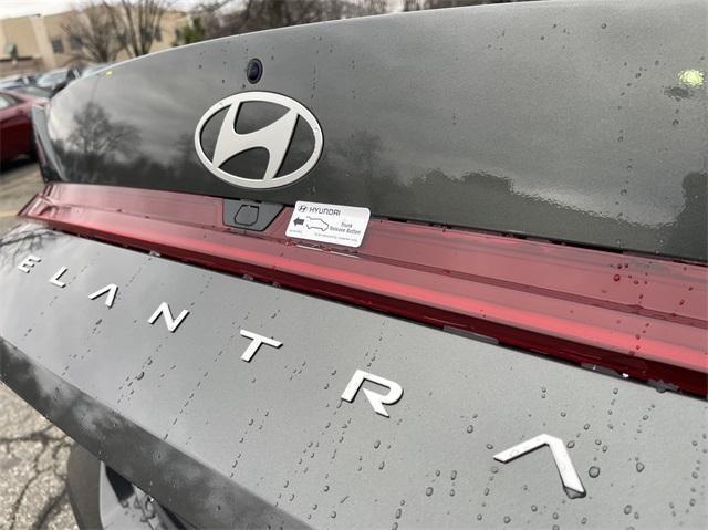 new 2024 Hyundai Elantra car, priced at $26,970