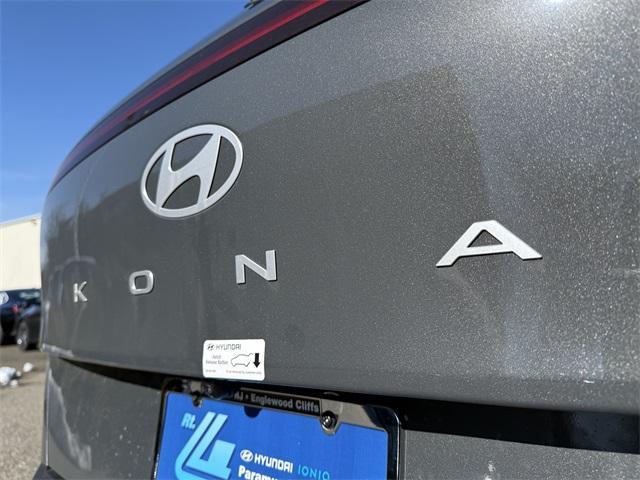 new 2025 Hyundai Kona car, priced at $27,890