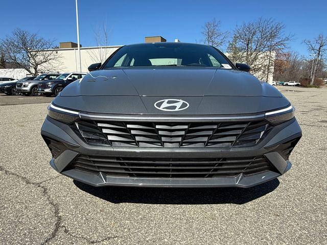 new 2025 Hyundai Elantra car, priced at $25,105