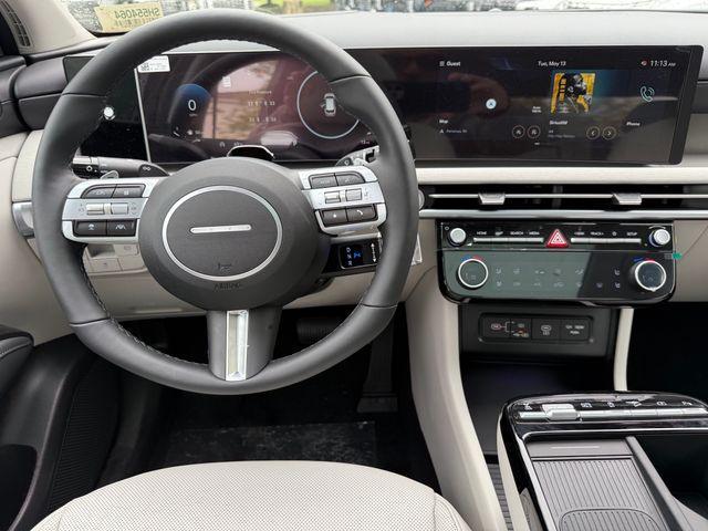 new 2025 Hyundai Tucson car, priced at $43,755