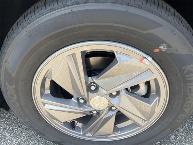 new 2025 Hyundai Elantra car, priced at $23,885