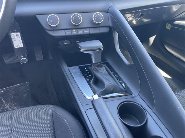 new 2025 Hyundai Elantra car, priced at $23,885