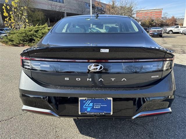 new 2025 Hyundai Sonata car, priced at $30,955