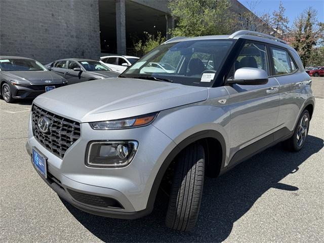 new 2025 Hyundai Venue car, priced at $24,384