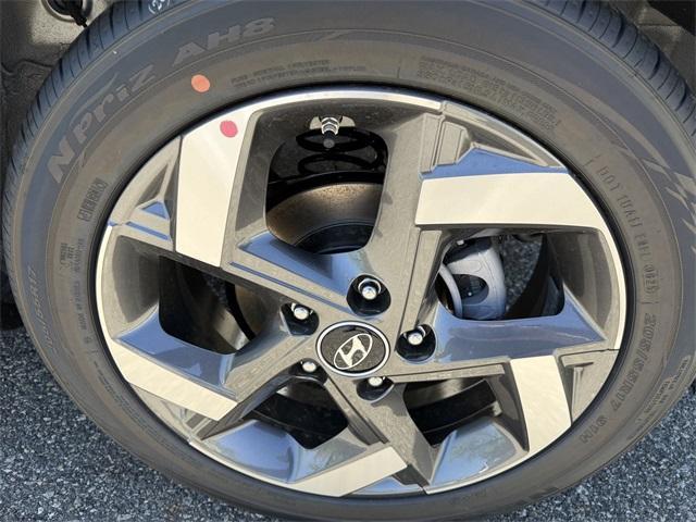 new 2025 Hyundai Venue car, priced at $24,384