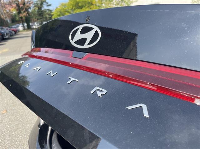 new 2025 Hyundai Elantra car, priced at $23,025