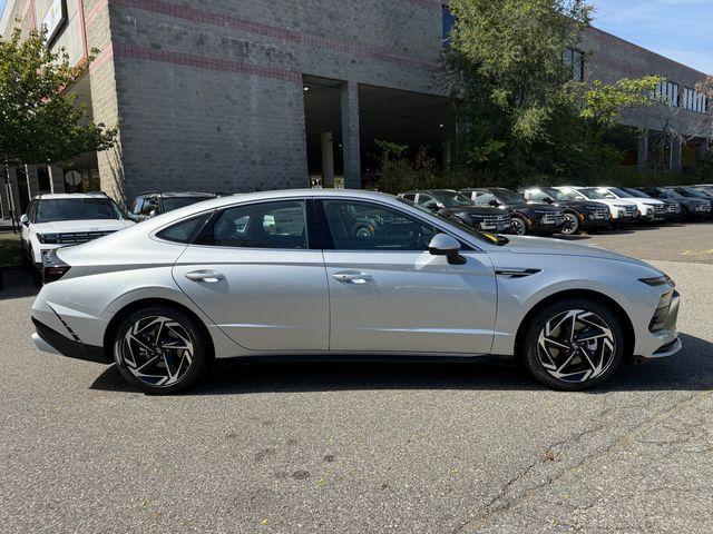 new 2026 Hyundai Sonata car, priced at $32,350