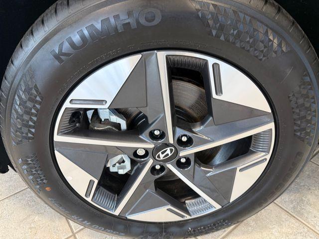 new 2025 Hyundai Tucson car, priced at $36,874