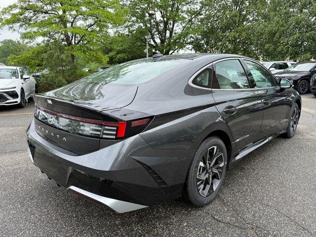 new 2025 Hyundai Sonata car, priced at $29,655
