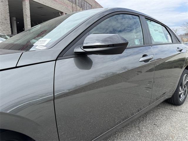 new 2025 Hyundai Elantra car, priced at $24,880