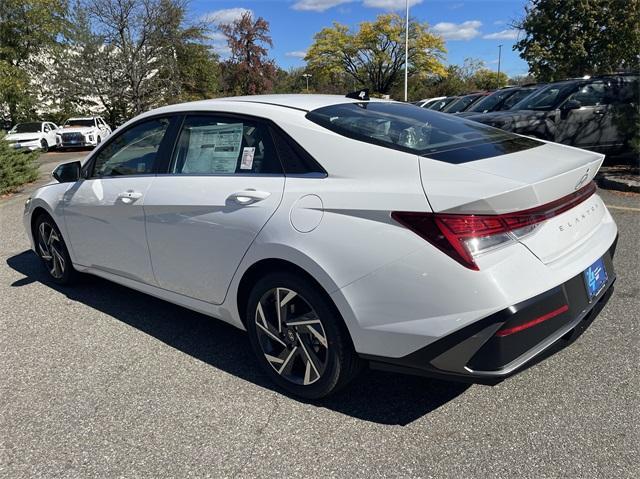 new 2025 Hyundai Elantra car, priced at $28,115