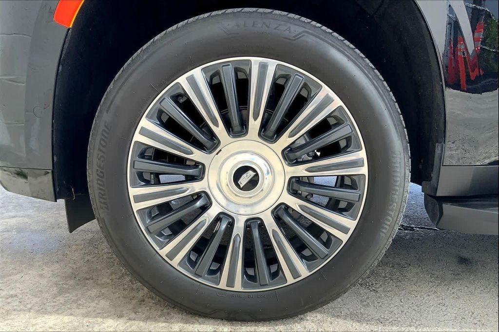 used 2022 Cadillac Escalade car, priced at $69,757