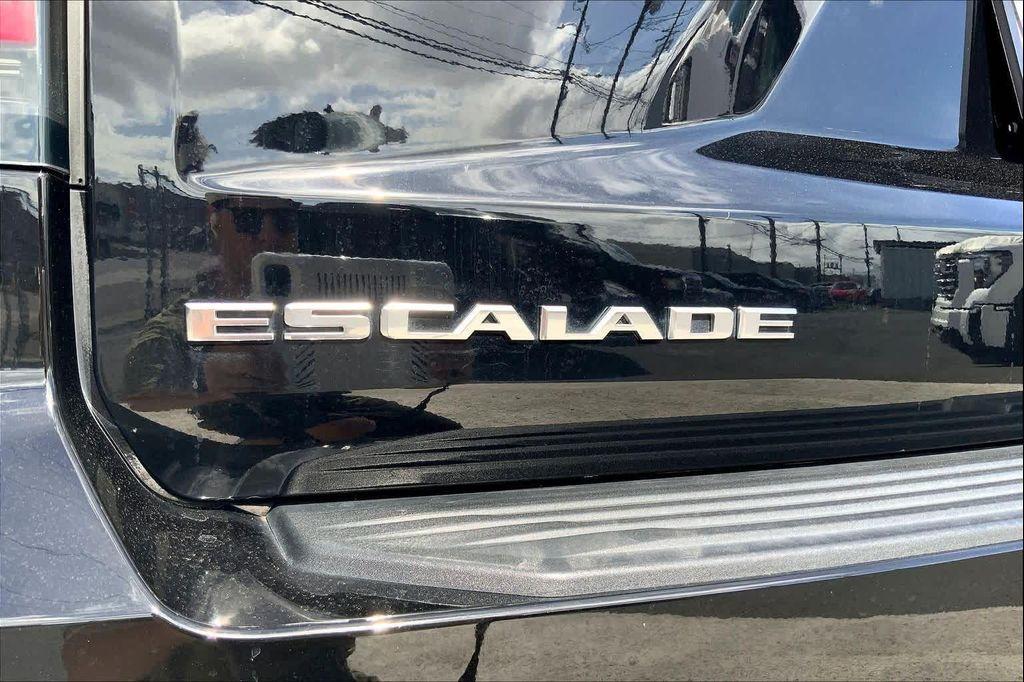 used 2022 Cadillac Escalade car, priced at $69,757