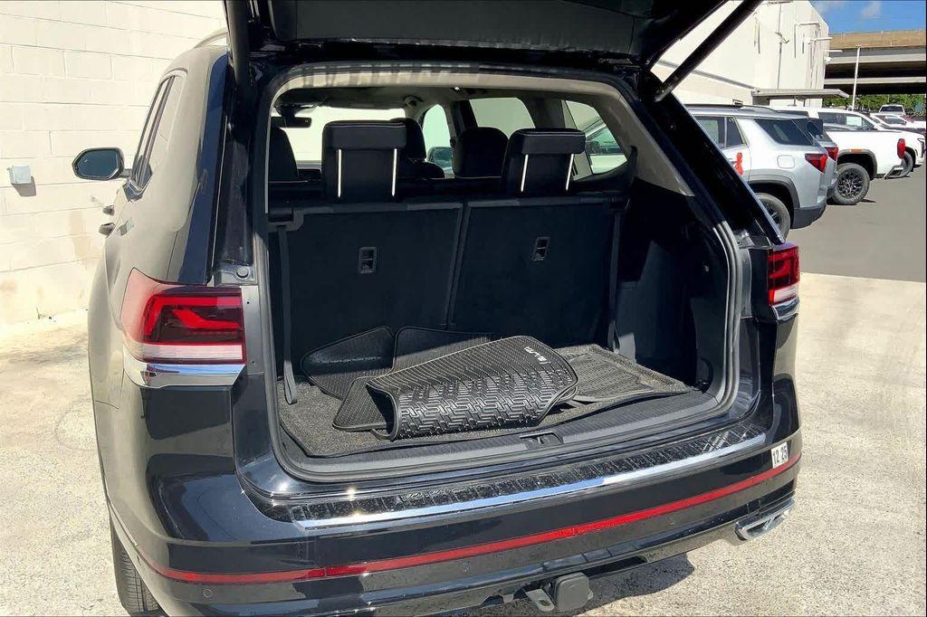 used 2024 Volkswagen Atlas car, priced at $41,577
