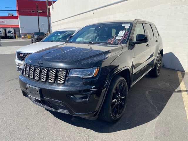 used 2020 Jeep Grand Cherokee car, priced at $26,872