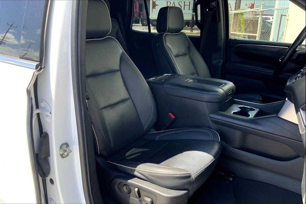 used 2023 GMC Yukon car, priced at $56,085