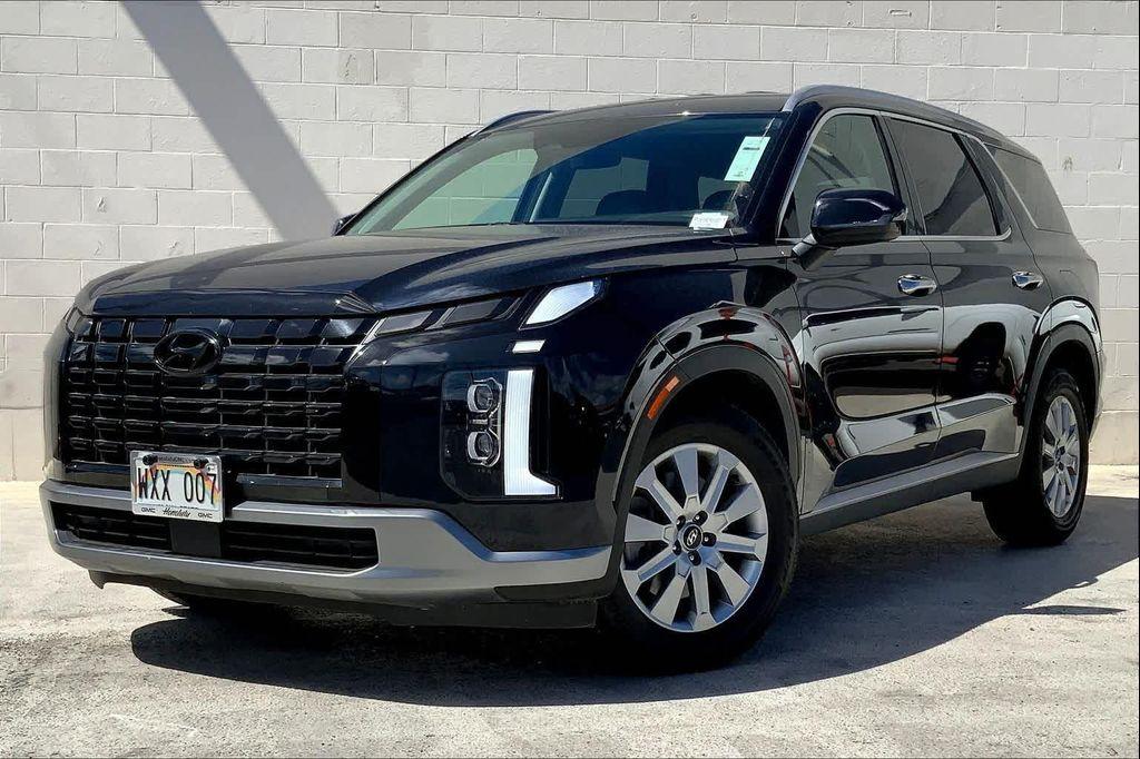 used 2024 Hyundai Palisade car, priced at $35,902