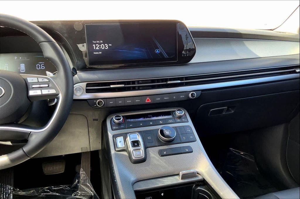 used 2024 Hyundai Palisade car, priced at $35,902