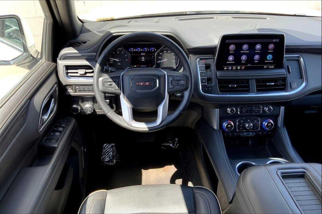 used 2021 GMC Yukon car, priced at $49,422