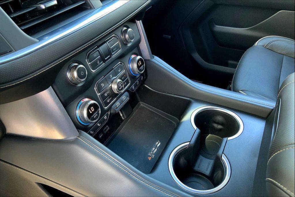 used 2021 GMC Yukon car, priced at $49,422