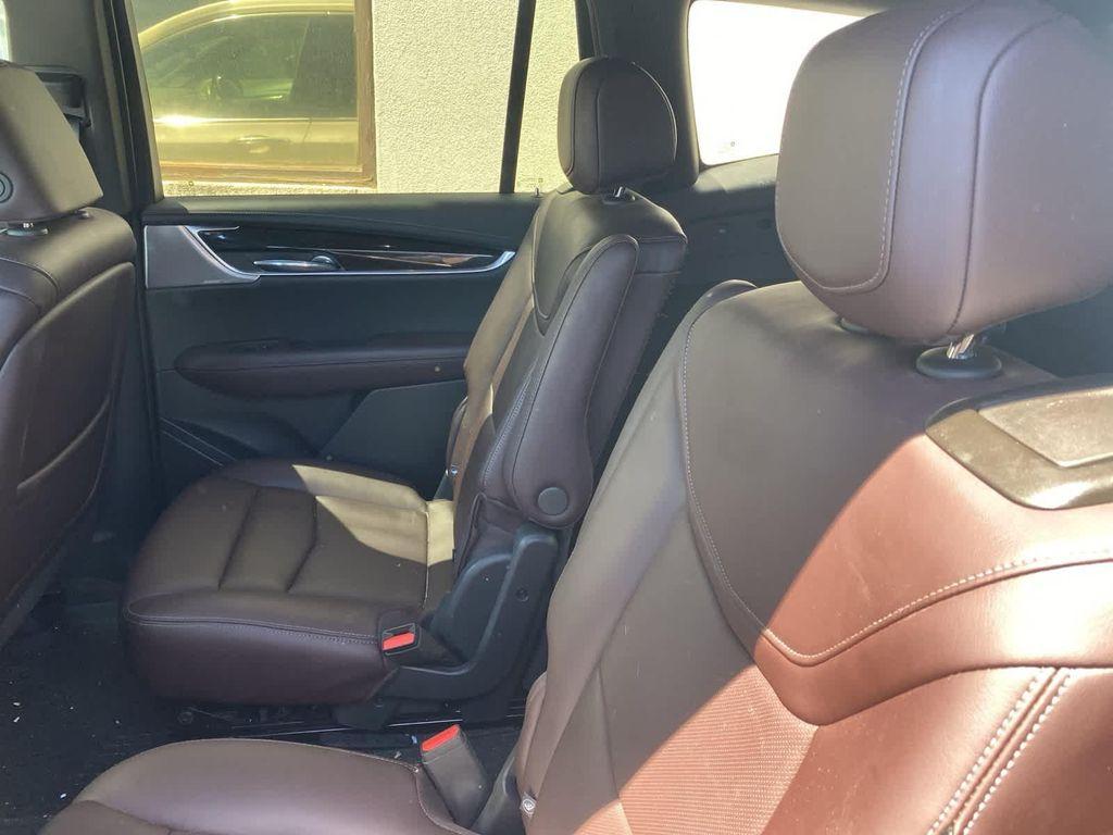 used 2023 Cadillac XT6 car, priced at $47,435