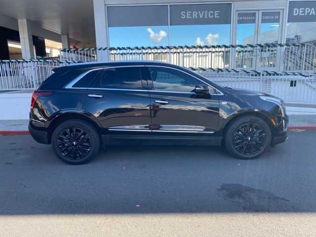 used 2022 Cadillac XT5 car, priced at $34,523