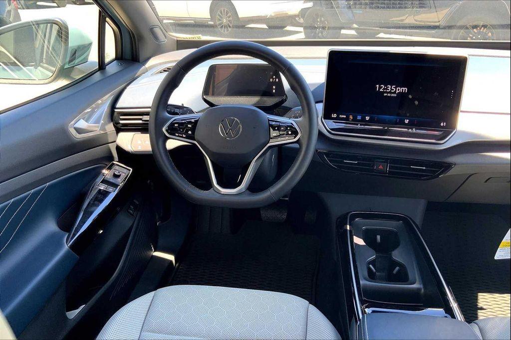 used 2025 Volkswagen ID.4 car, priced at $37,619