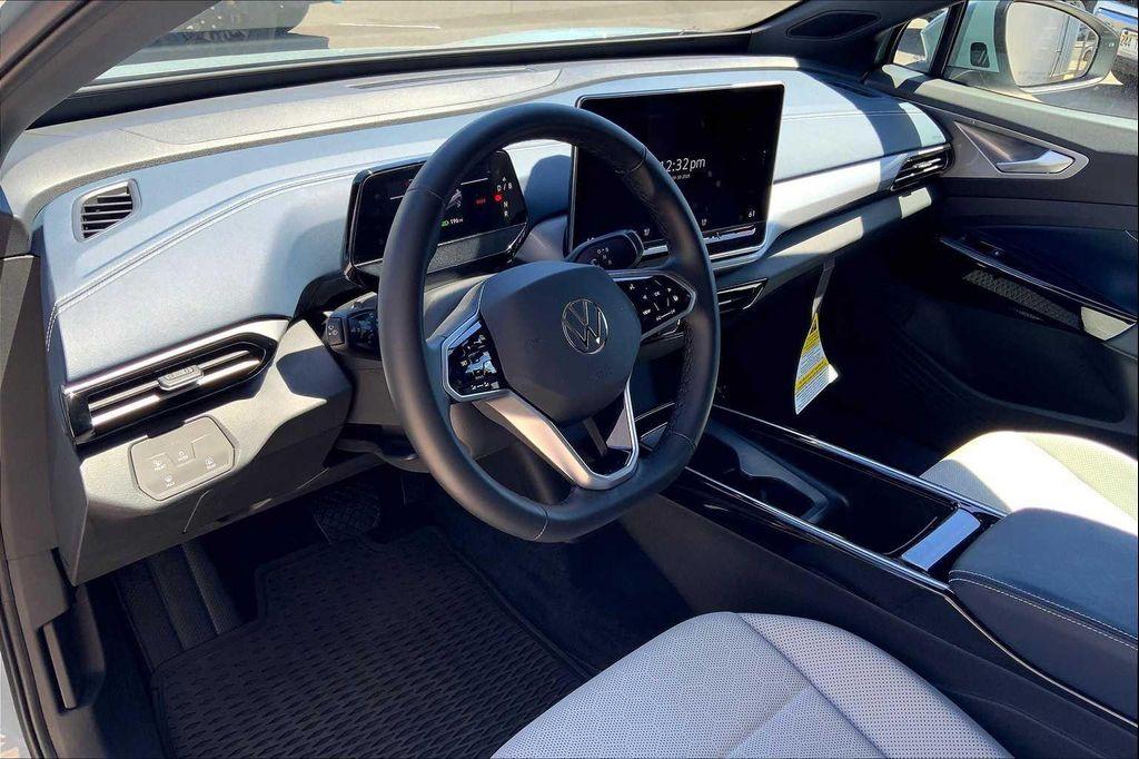 used 2025 Volkswagen ID.4 car, priced at $37,619