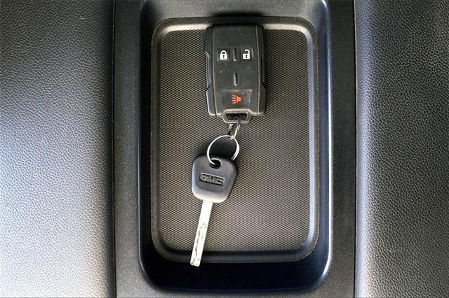 used 2015 GMC Sierra 1500 car, priced at $22,158