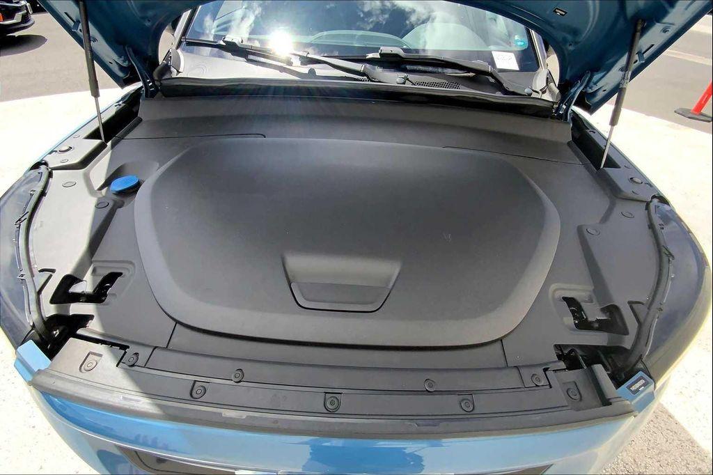 used 2022 Volvo C40 Recharge Pure Electric car, priced at $31,676