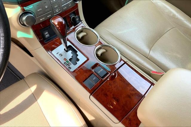 used 2012 Toyota Highlander car, priced at $12,639