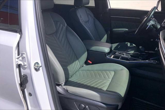 used 2024 Kia Sorento car, priced at $39,301