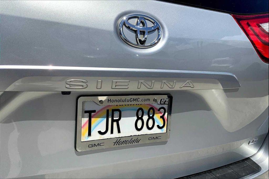 used 2018 Toyota Sienna car, priced at $20,462