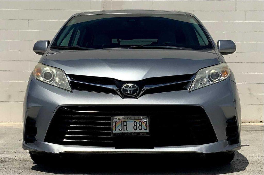 used 2018 Toyota Sienna car, priced at $20,462