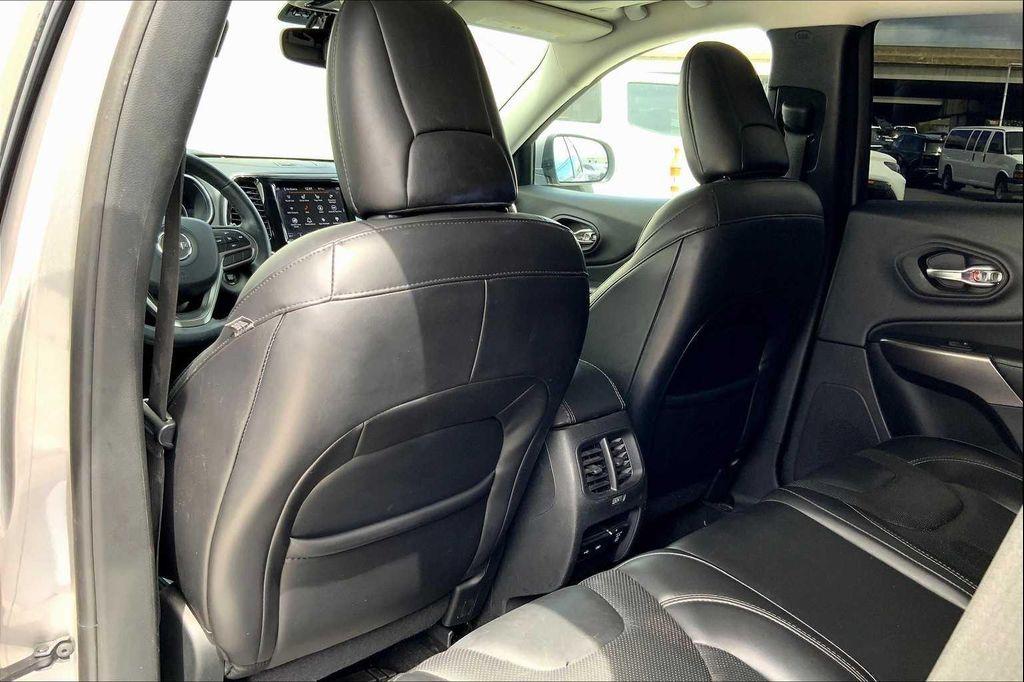 used 2019 Jeep Cherokee car, priced at $16,734