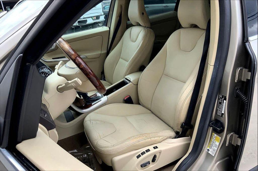 used 2013 Volvo XC60 car, priced at $8,792