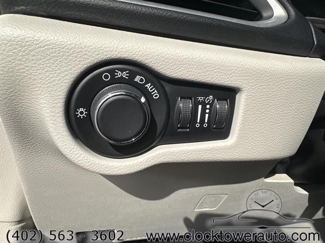 used 2017 Chrysler Pacifica car, priced at $13,500