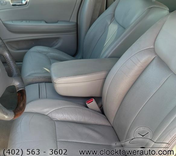used 2008 Cadillac DTS car, priced at $3,850