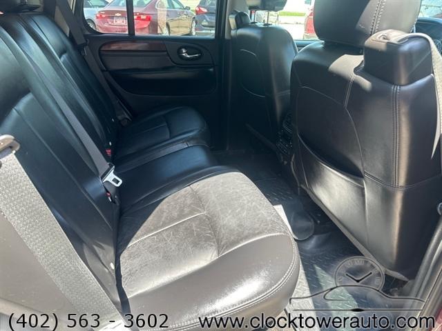 used 2007 GMC Envoy car, priced at $5,000