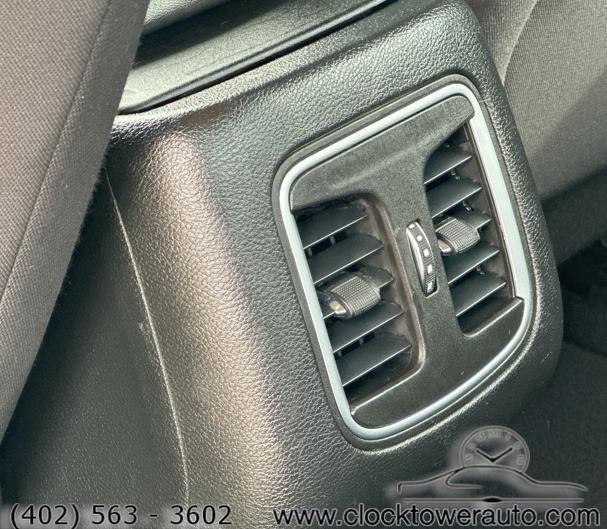 used 2015 Chrysler 200 car, priced at $10,000