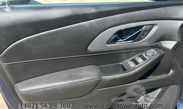 used 2022 Chevrolet Traverse car, priced at $27,500