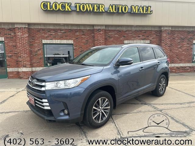 used 2018 Toyota Highlander car, priced at $25,500