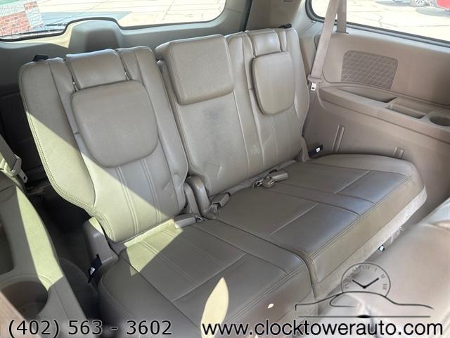 used 2015 Chrysler Town & Country car