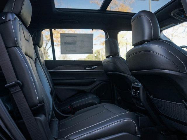 new 2025 Jeep Grand Cherokee L car, priced at $53,392