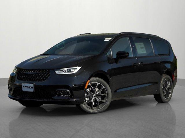 new 2026 Chrysler Pacifica car, priced at $49,245