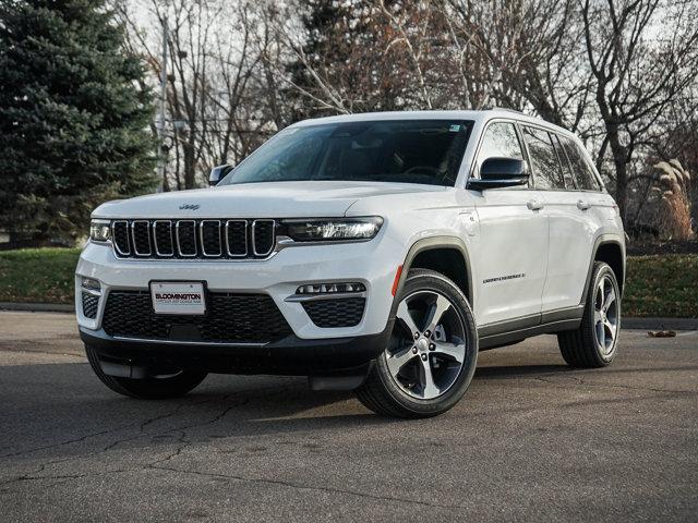 new 2024 Jeep Grand Cherokee car, priced at $53,995