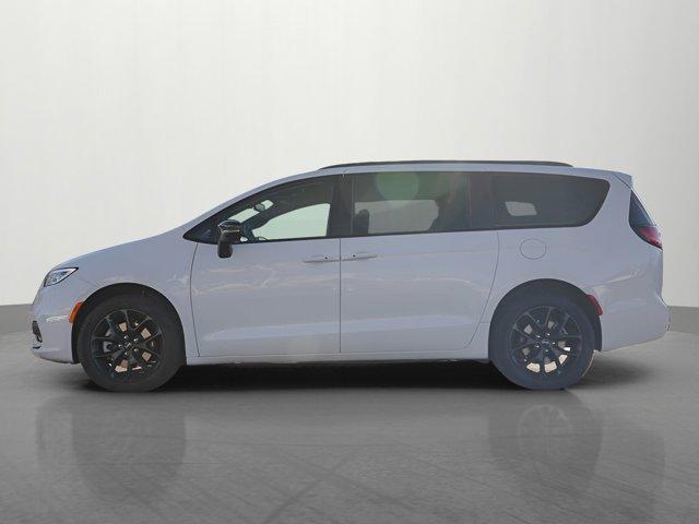 new 2025 Chrysler Pacifica car, priced at $50,690