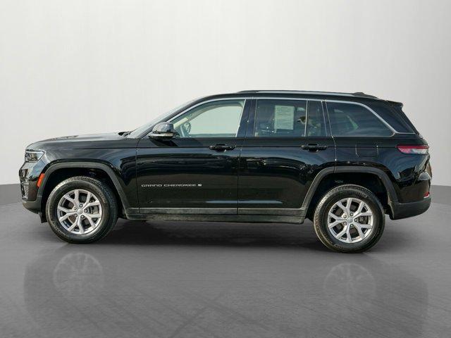 used 2022 Jeep Grand Cherokee car, priced at $34,591