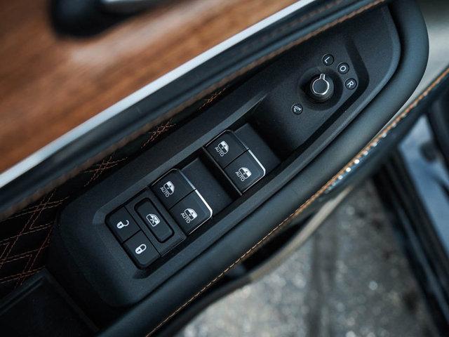 new 2025 Jeep Grand Cherokee car, priced at $63,568