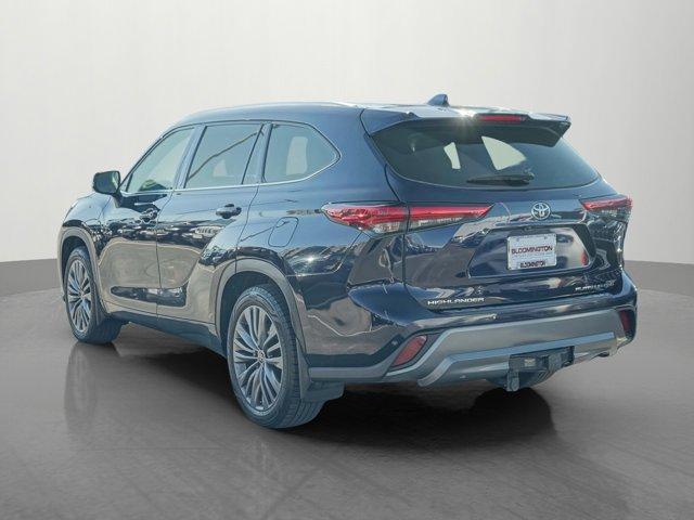 used 2020 Toyota Highlander car, priced at $30,991